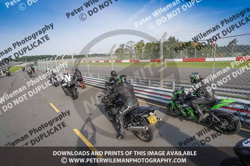 donington no limits trackday;donington park photographs;donington trackday photographs;no limits trackdays;peter wileman photography;trackday digital images;trackday photos